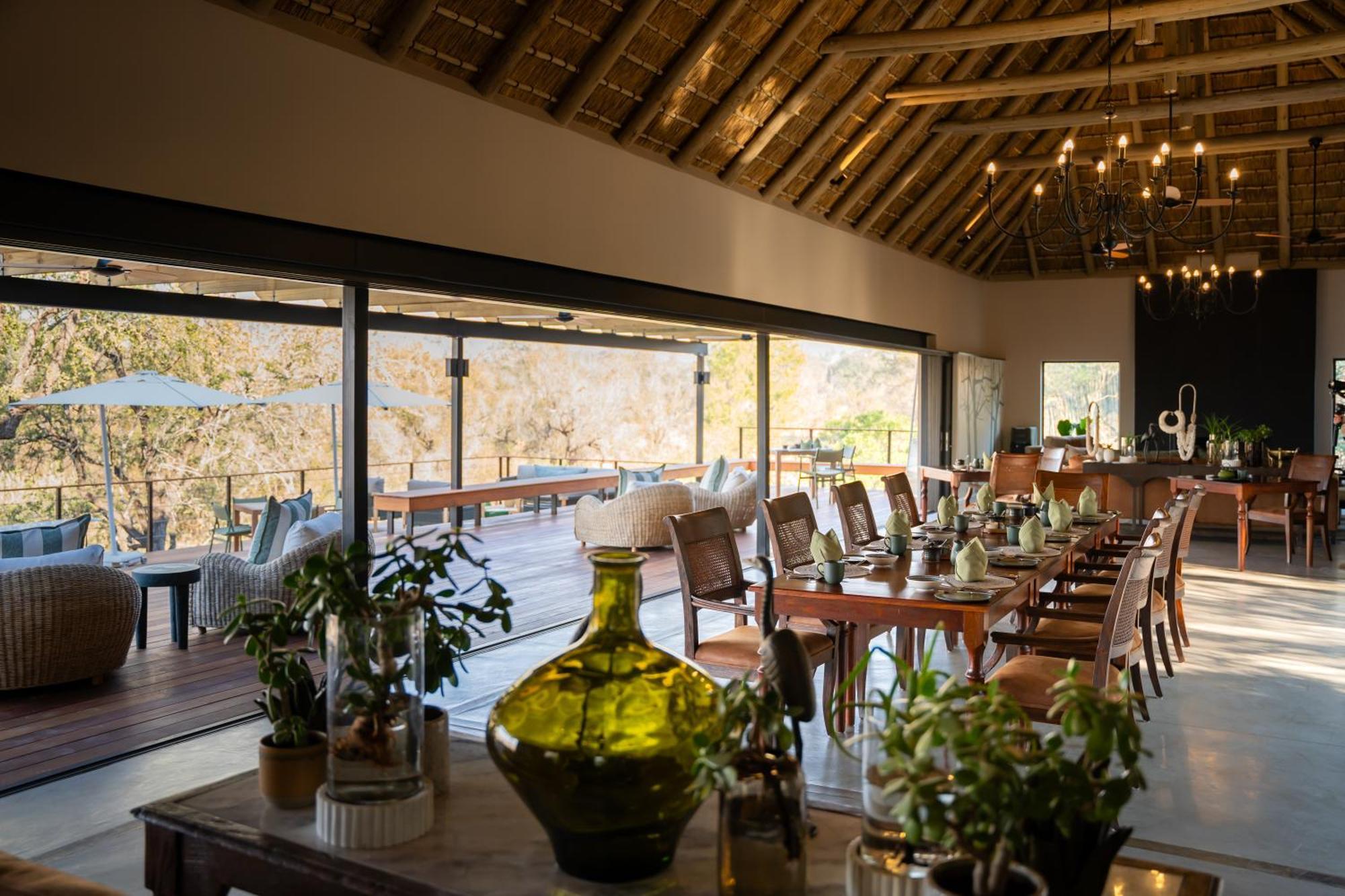 Thornybush Simbambili Lodge Réserve de gibier de Sabi Sabi Extérieur photo