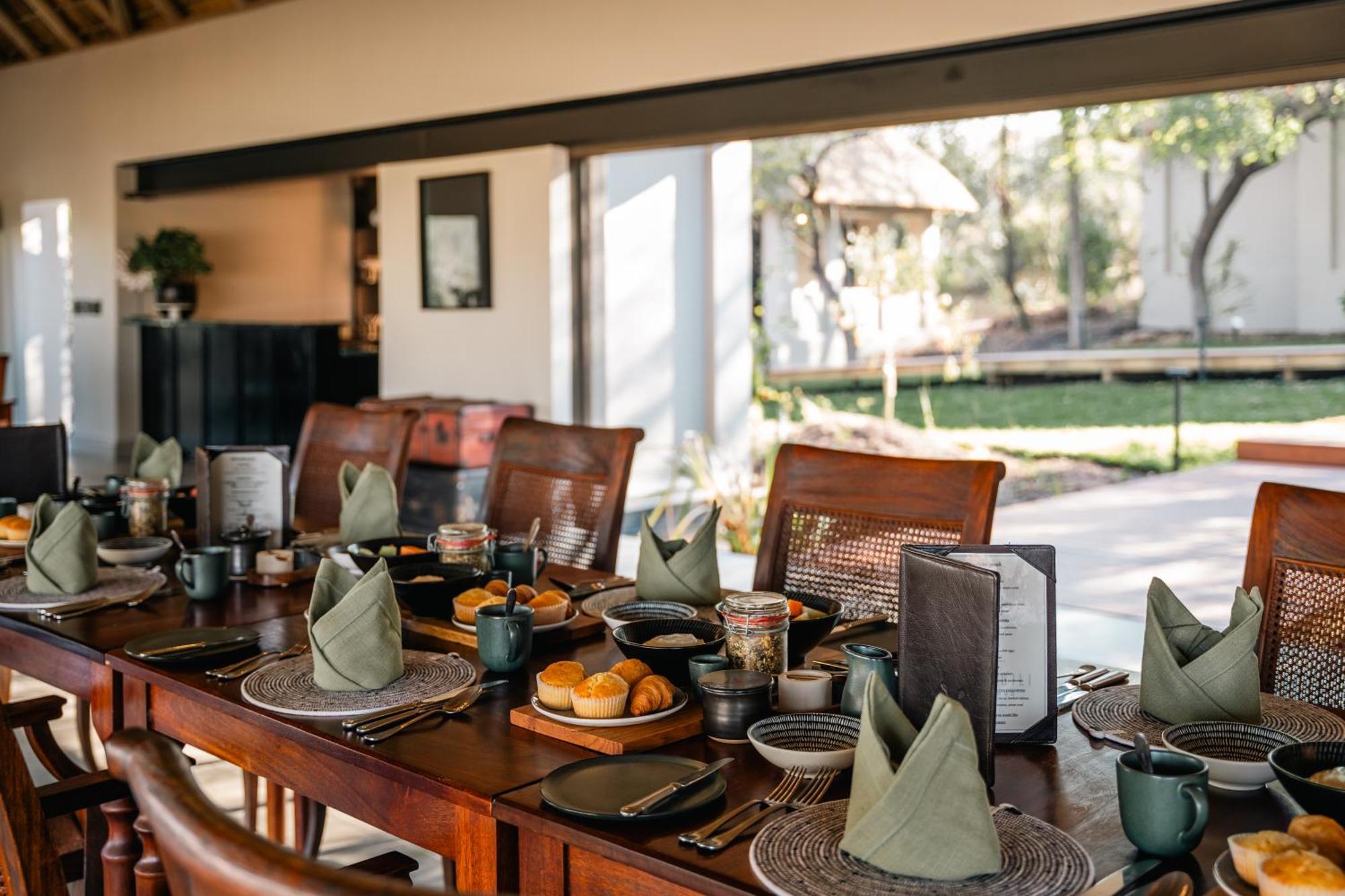 Thornybush Simbambili Lodge Réserve de gibier de Sabi Sabi Extérieur photo